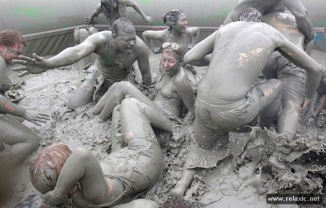 Boryeong-Mud-Festival_00009.jpg